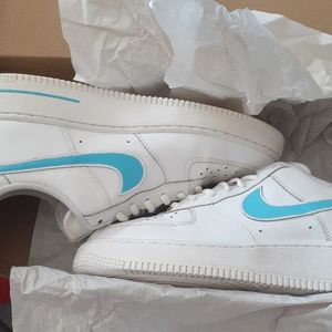 Nike ladies sneakers